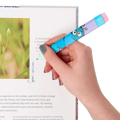 konyvjelzo-toll-konyvmoly