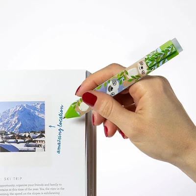 konyvjelzo-toll-lajharos